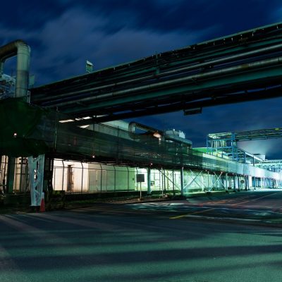 industry-manufacture-at-night-e1694074808210.jpg